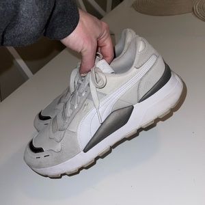 White Puma kicks